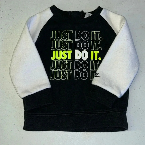Nike Crew Neck Sweatshirt 12-months - Picture 1 of 3